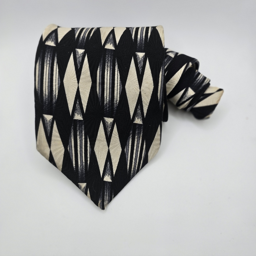 Piattelli Black and Brown Spiral Pattern Silk Tie